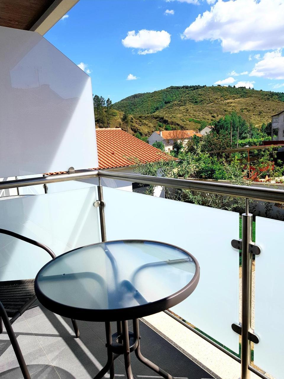 O Abel Hotel rural Bragança Esterno foto